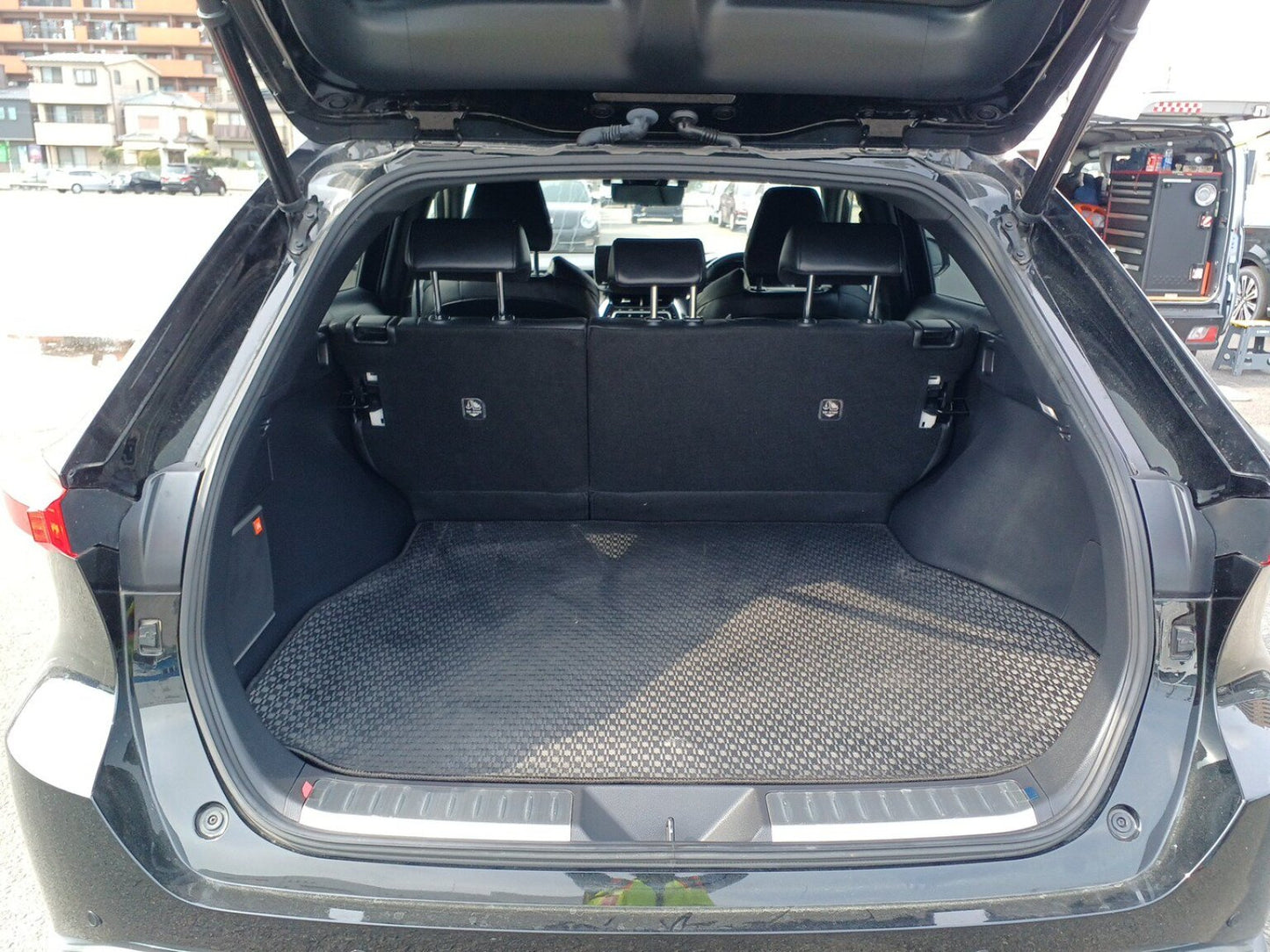 1027 TOYOTA HARRIER Z 2021 / Milage: 38,390 Km
