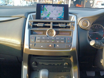 975. LEXUS NX 200t I-package 2016/Milage: 43,510 Km/low taxes car/white leather