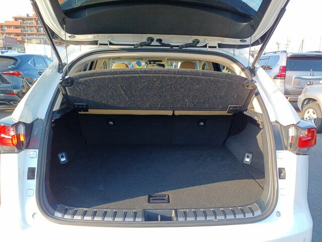 975. LEXUS NX 200t I-package 2016/Milage: 43,510 Km/low taxes car/white leather