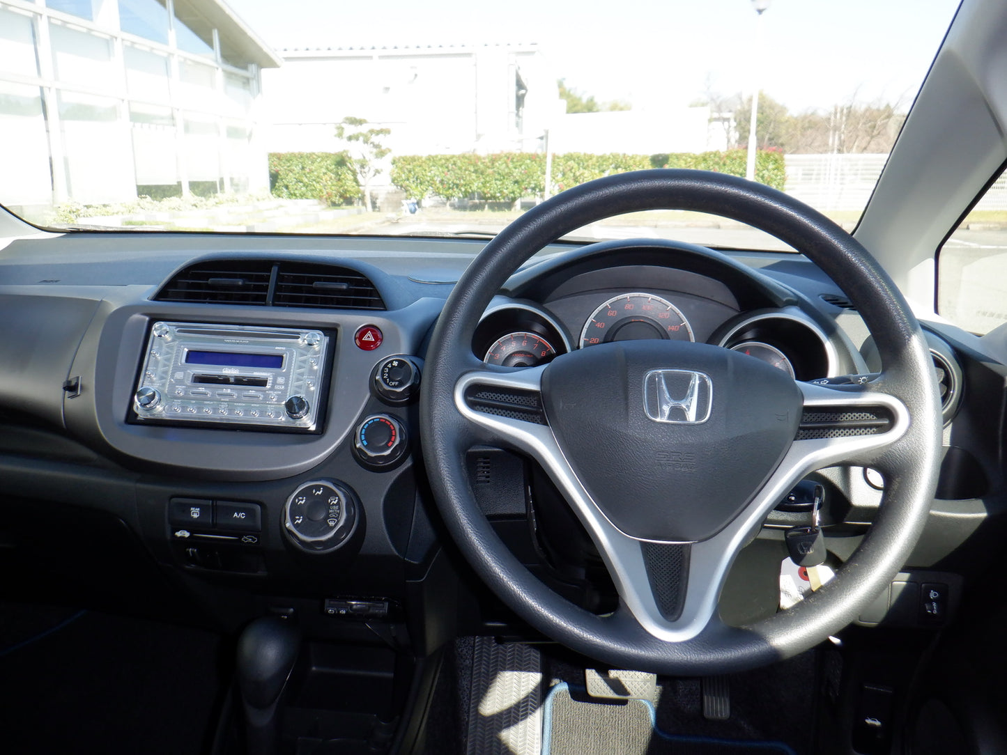 866 HONDA FIT G 2010 GE6-1423611