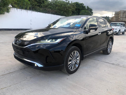817. Toyota Harrier Z 2020
