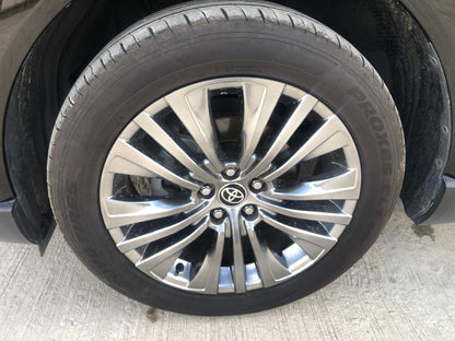 817. Toyota Harrier Z 2020