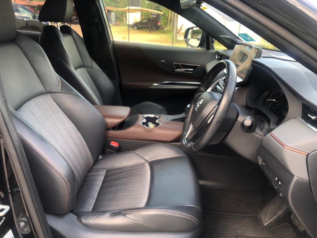 817. Toyota Harrier Z 2020