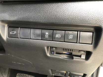 813. Toyota Harrier S 2021