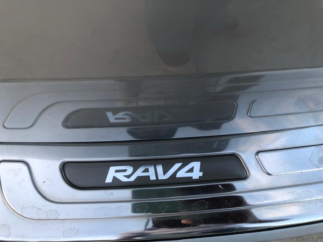 830	TOYOTA RAV4 STYLE 2011 ACA36-5029273 DIRECT SHIPMENT FROM TOYOTA DEALER IN JAPAN