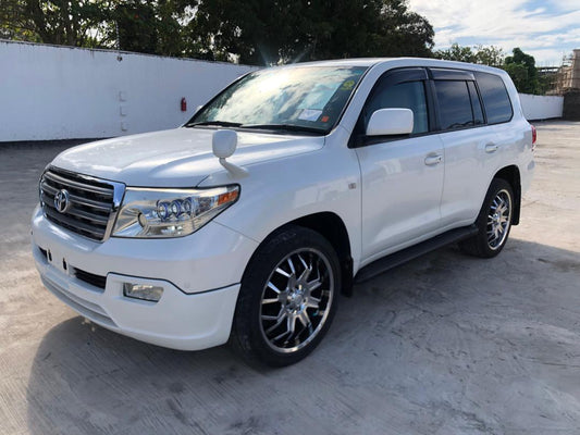841 TOYOTA	LAND CRUISER AX 2008
