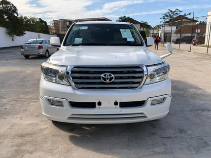 841 TOYOTA	LAND CRUISER AX 2008