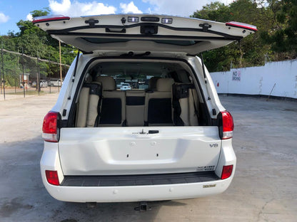 841 TOYOTA	LAND CRUISER AX 2008