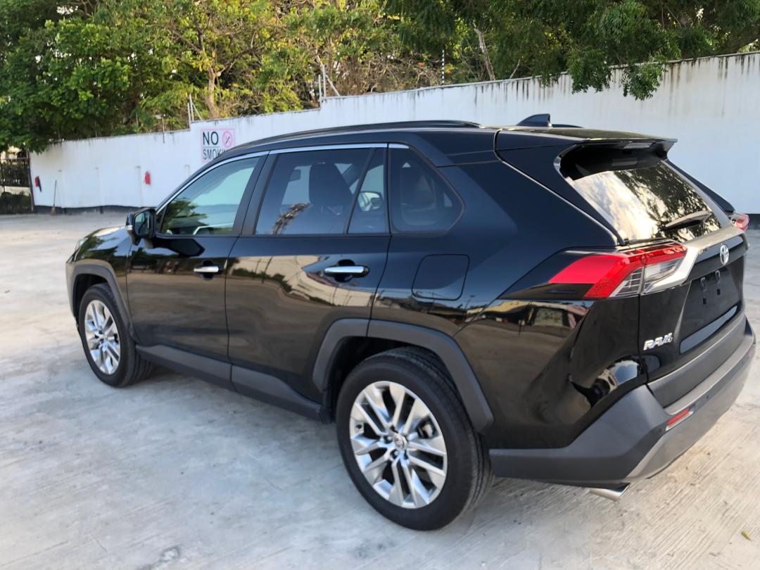 842. TOYOTA RAV-4 G  Z-PKG 2020