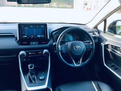 842. TOYOTA RAV-4 G  Z-PKG 2020