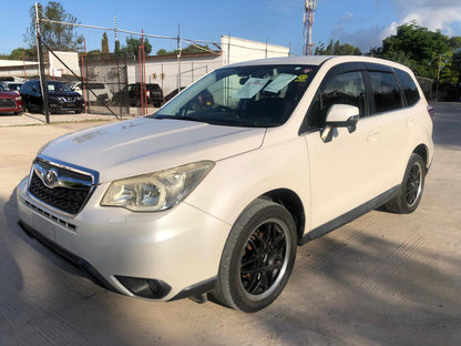827. Subaru Forester 2.0I-L EYESIGHT 2014