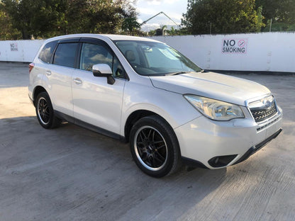 827. Subaru Forester 2.0I-L EYESIGHT 2014