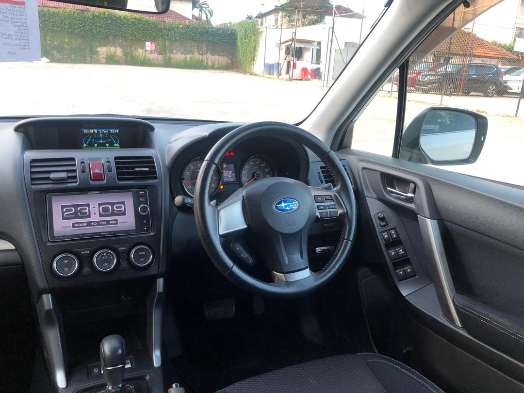 827. Subaru Forester 2.0I-L EYESIGHT 2014