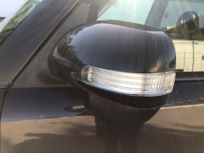 832	TOYOTA	COROLLA RUMION 1.5G ON B LIMITED 2011 NZE151-4001004