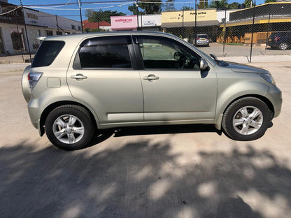 829. Toyota Rush  G 2010