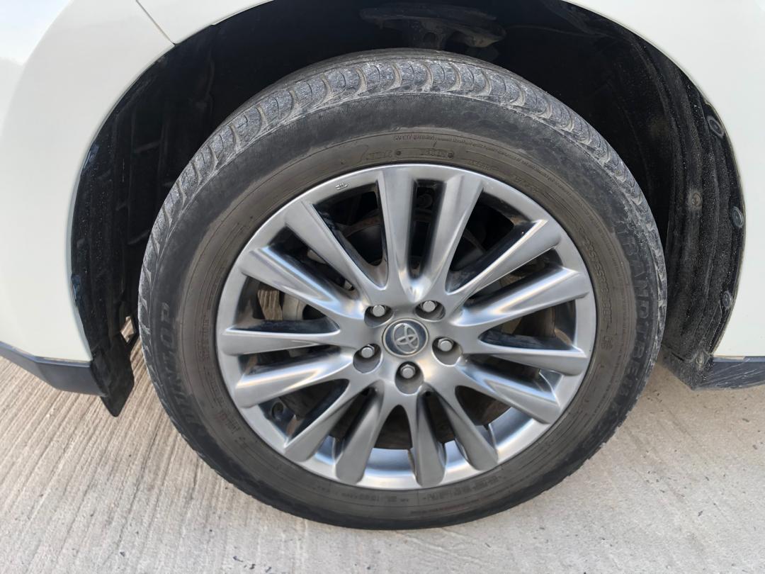 891 TOYOTA HARRIER PREMIUM ADVANCE PACKAGE 2014 / Milage: 154,205 Km