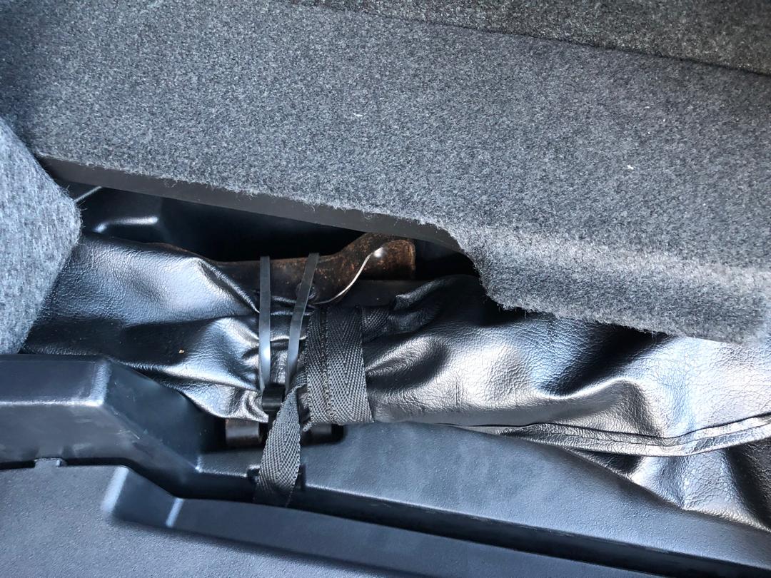 891 TOYOTA HARRIER PREMIUM ADVANCE PACKAGE 2014 / Milage: 154,205 Km