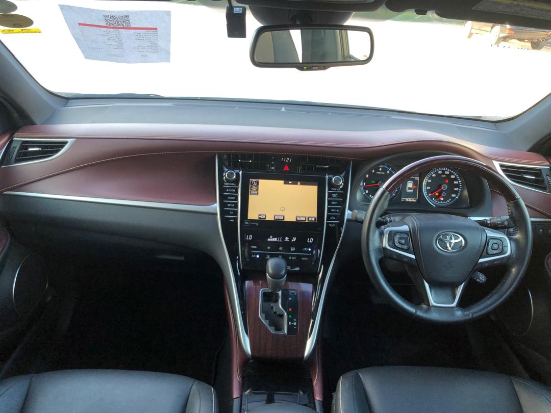 891 TOYOTA HARRIER PREMIUM ADVANCE PACKAGE 2014 / Milage: 154,205 Km