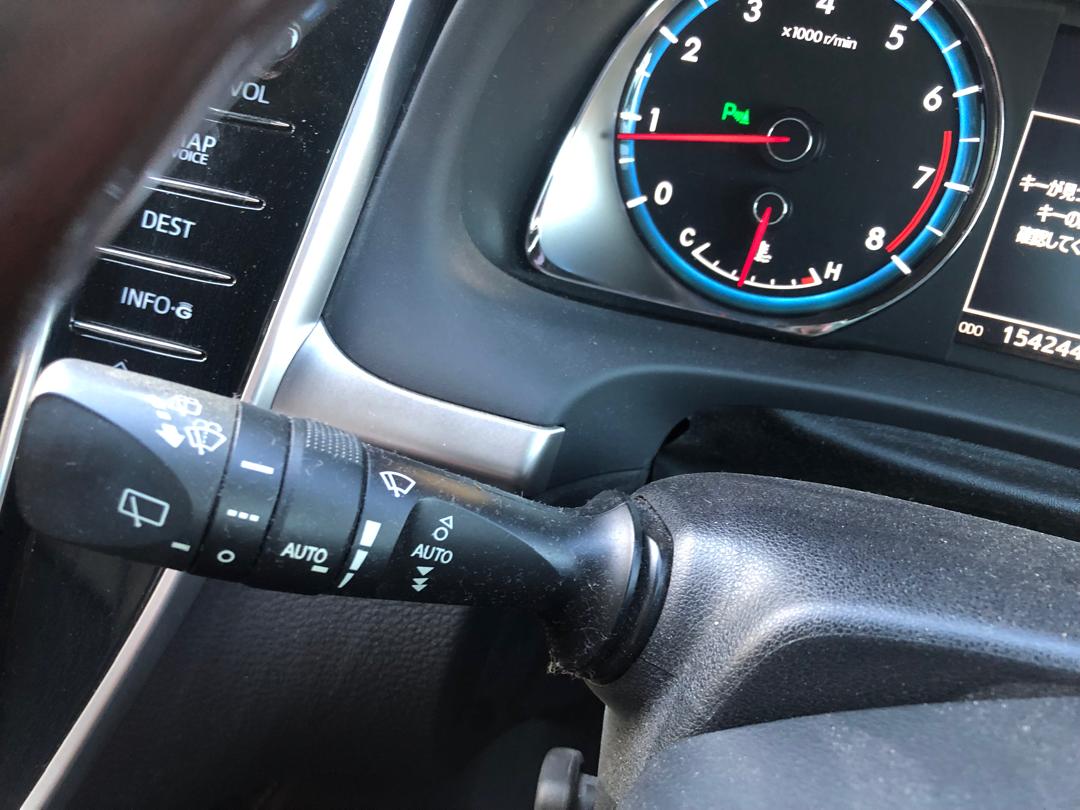 891 TOYOTA HARRIER PREMIUM ADVANCE PACKAGE 2014 / Milage: 154,205 Km