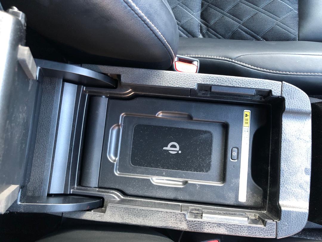 891 TOYOTA HARRIER PREMIUM ADVANCE PACKAGE 2014 / Milage: 154,205 Km