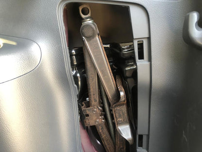 847	TOYOTA	VANGUARD 240S G PACKAGE 2010 ACA38-5170096 DIRECT SHIPMENT FROM TOYOTA DEALER IN JAPAN