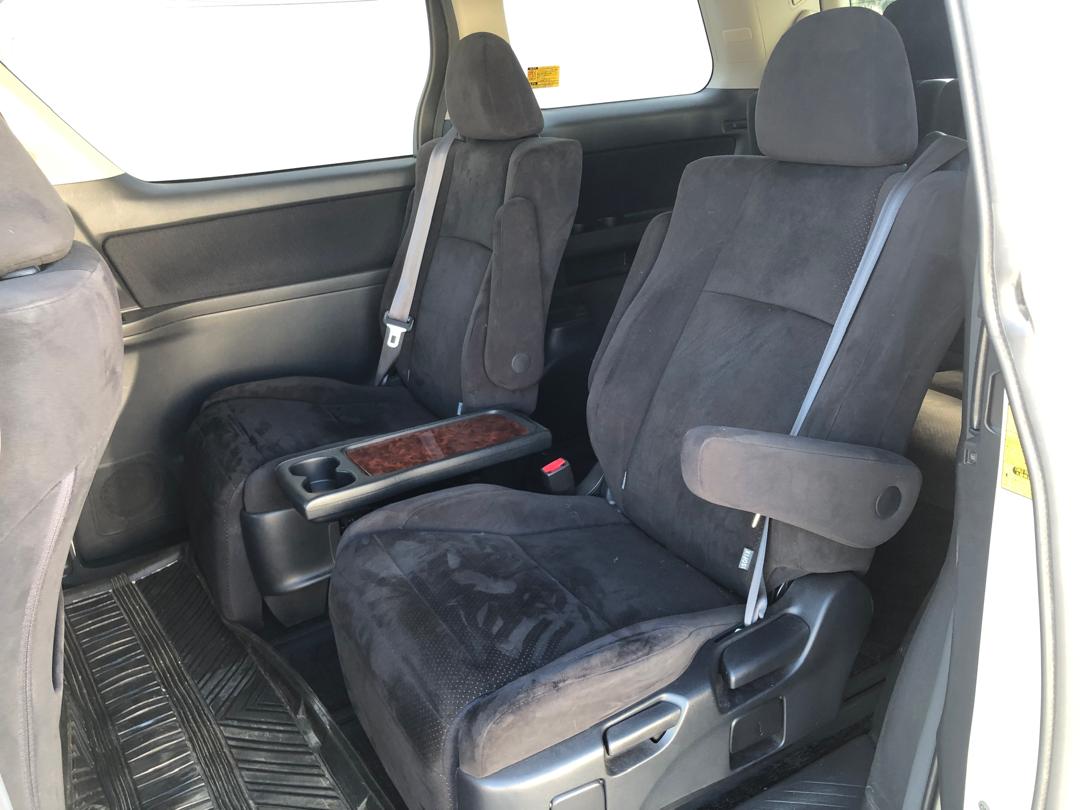 874. TOYOTA Alphard 240S Premium Selection II 2010