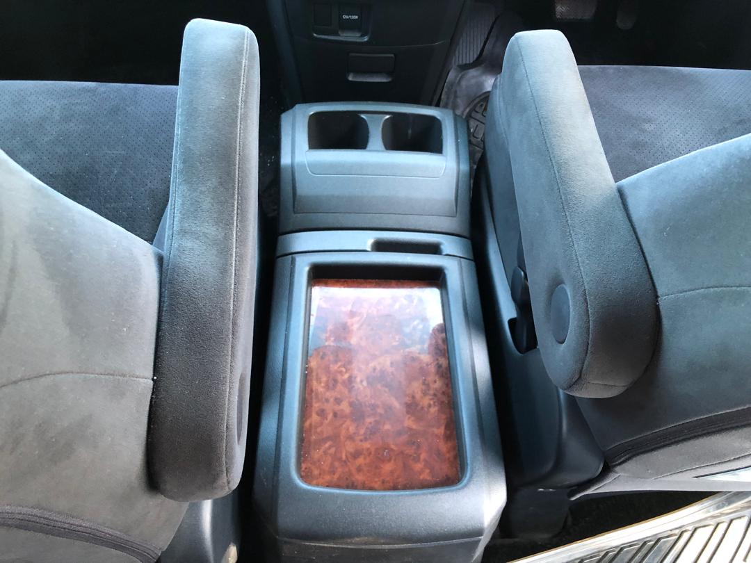 874. TOYOTA Alphard 240S Premium Selection II 2010