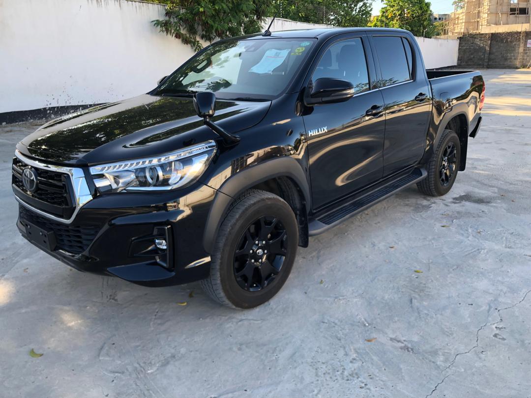 845. TOYOTA HILUX Z BLACK RALLY EDITION 2019