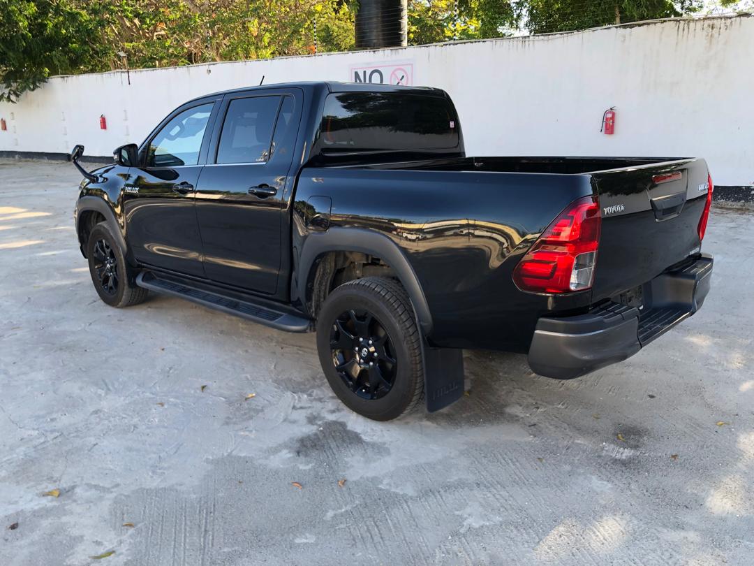 845. TOYOTA HILUX Z BLACK RALLY EDITION 2019