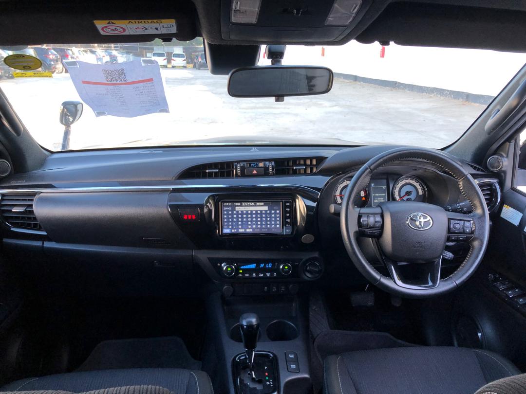 845. TOYOTA HILUX Z BLACK RALLY EDITION 2019