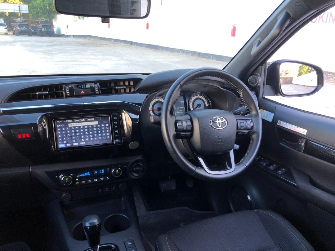 845. TOYOTA HILUX Z BLACK RALLY EDITION 2019