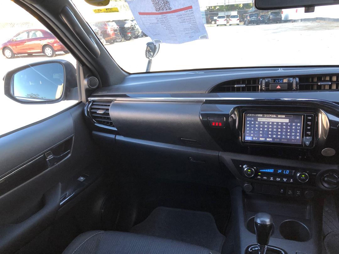 845. TOYOTA HILUX Z BLACK RALLY EDITION 2019