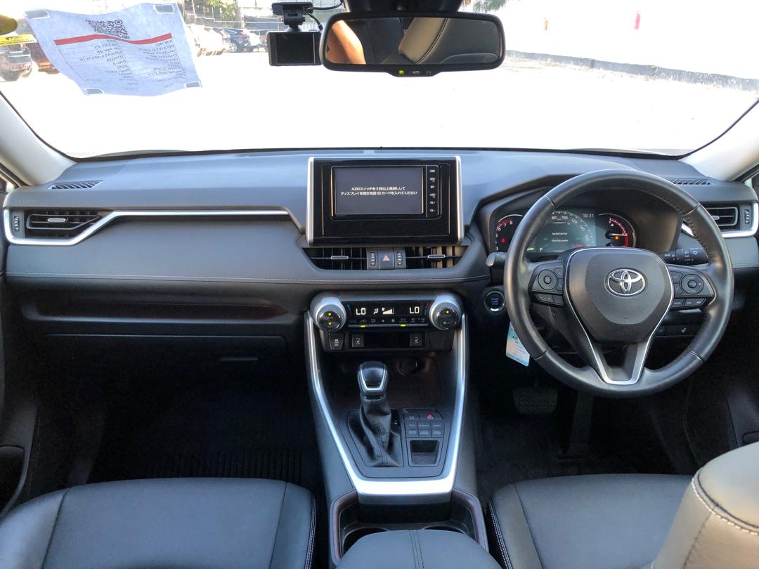 844. TOYOTA RAV-4 G 2020