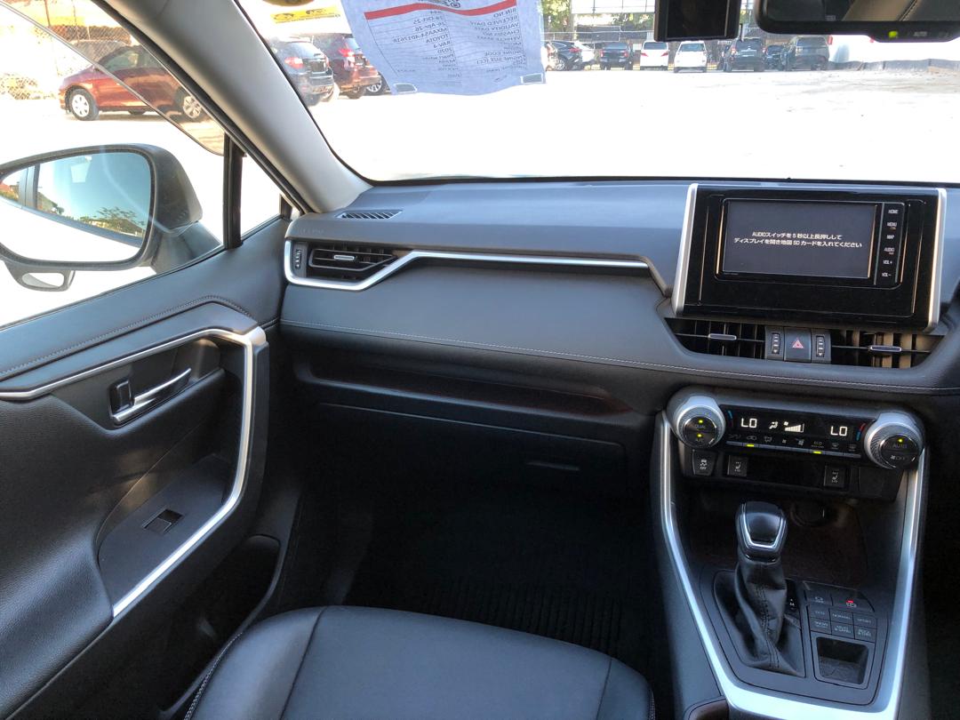 844. TOYOTA RAV-4 G 2020