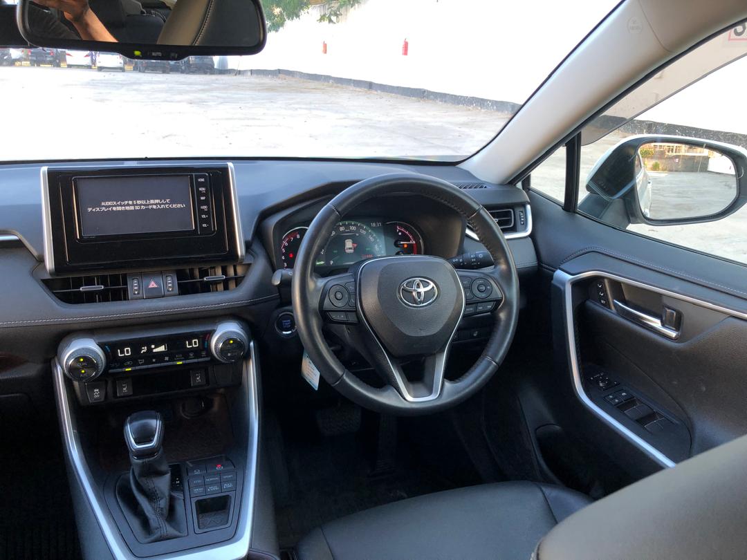 844. TOYOTA RAV-4 G 2020