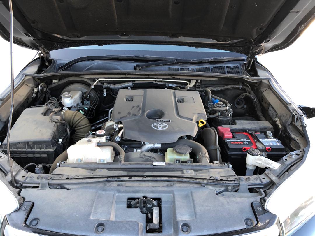 845. TOYOTA HILUX Z BLACK RALLY EDITION 2019