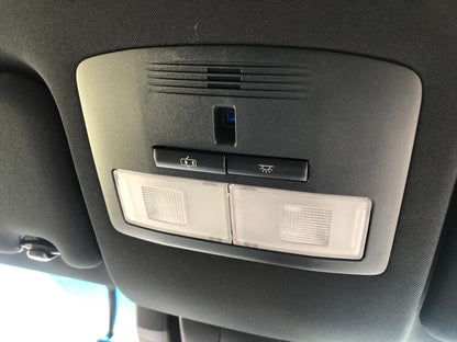 1033. HARRIER PREMIUM 2018 Mileage: 34,272 Km