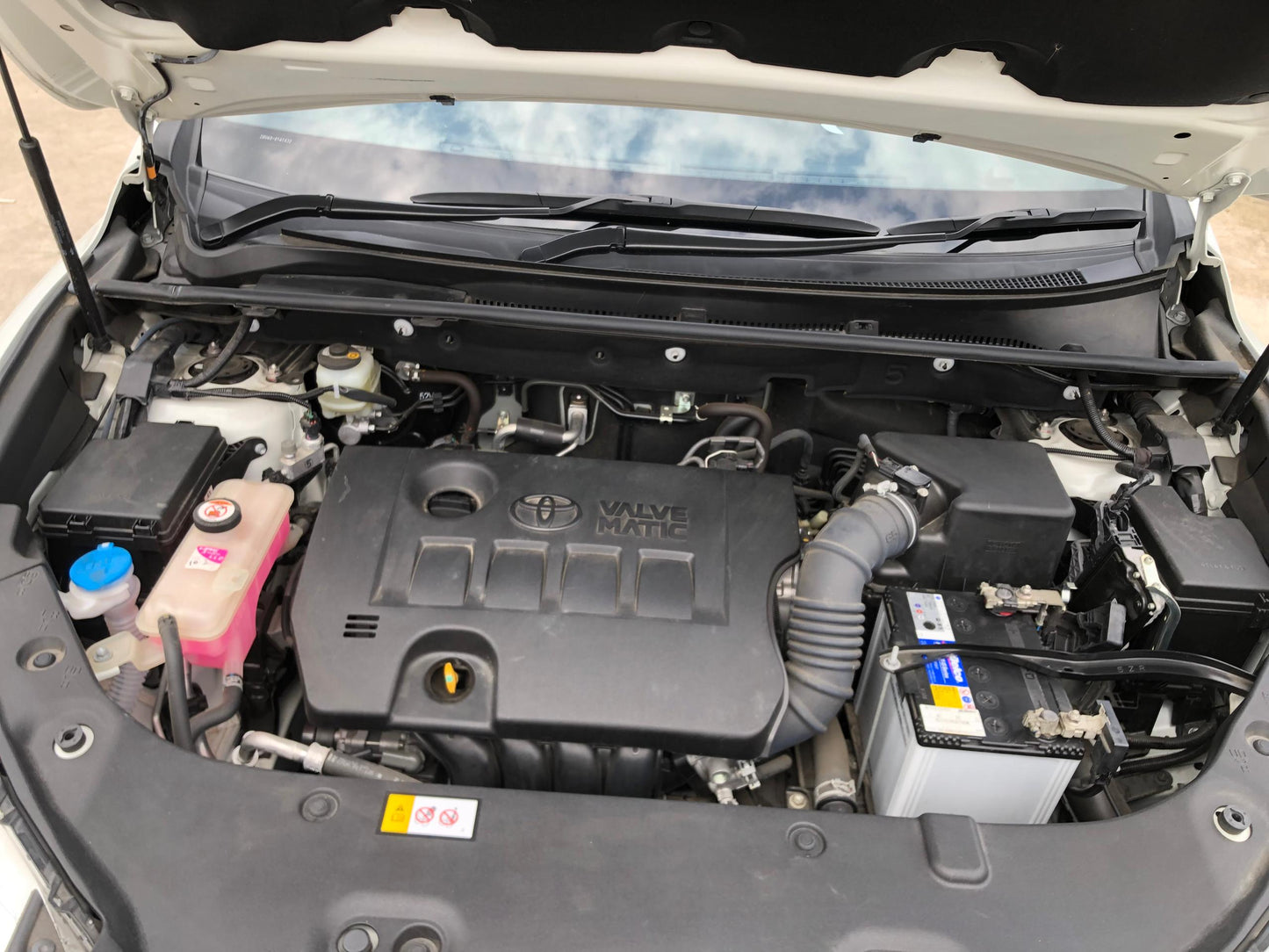 1033. HARRIER PREMIUM 2018 Mileage: 34,272 Km