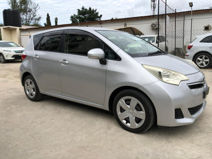 1032 TOYOTA RACTIS G 2012