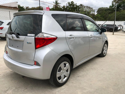 1032 TOYOTA RACTIS G 2012