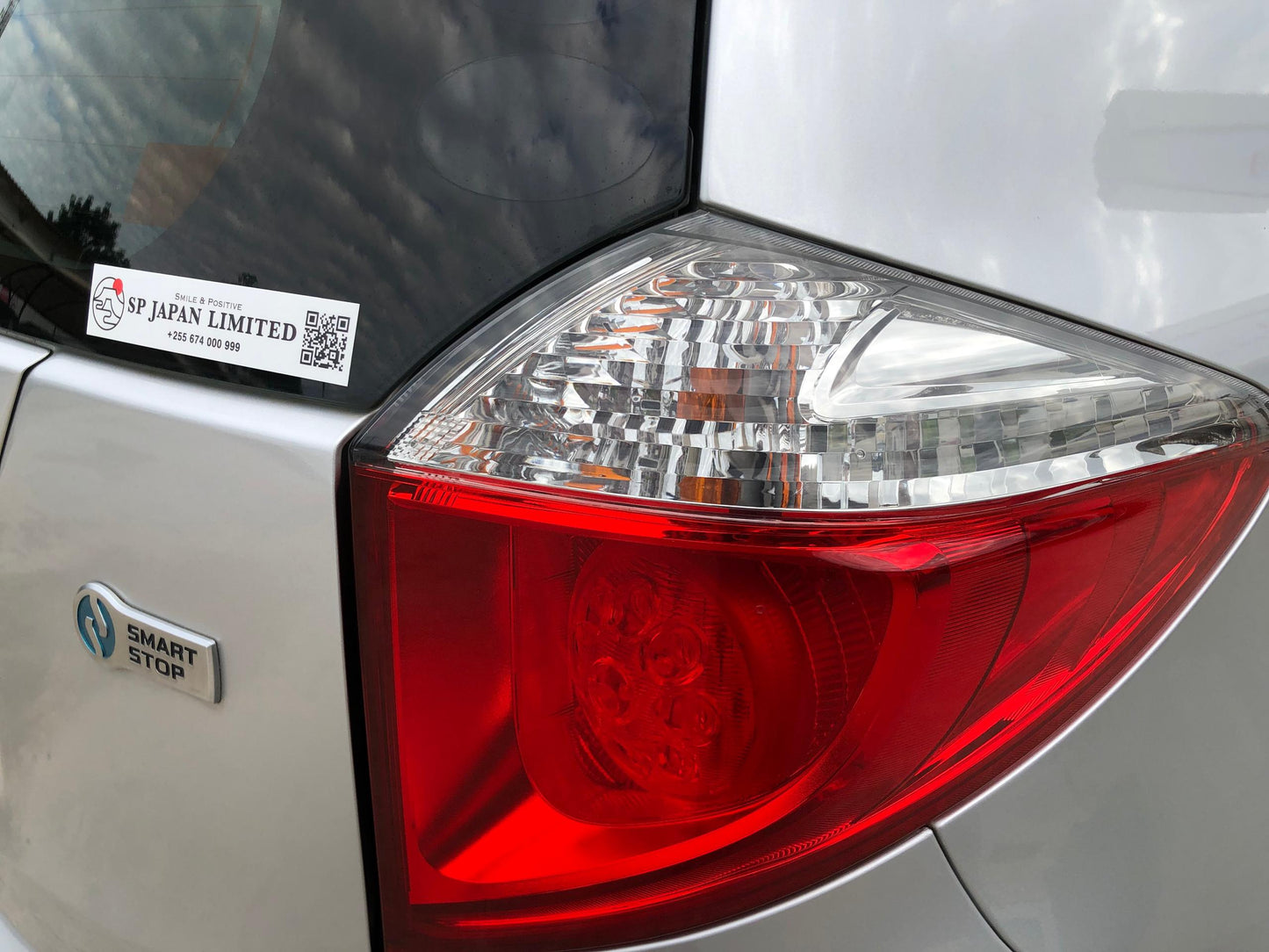 1032 TOYOTA RACTIS G 2012