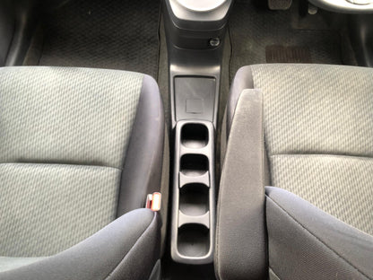 1032 TOYOTA RACTIS G 2012