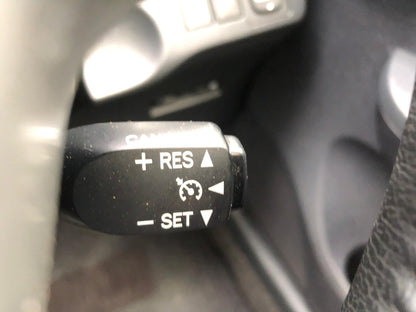 1032 TOYOTA RACTIS G 2012