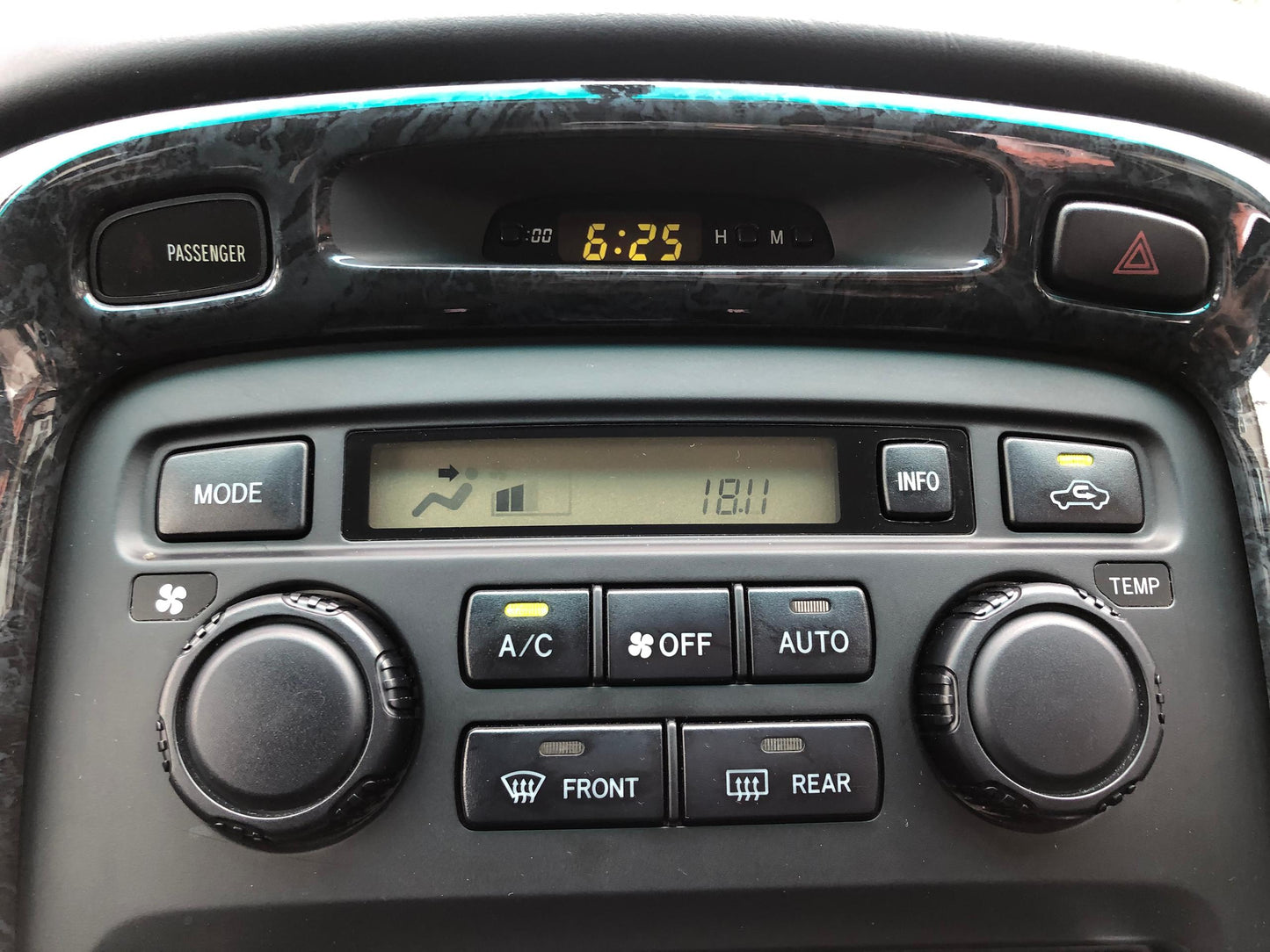 1041 TOYOTA KLUGER L 2.4S 2003 ACU20-0077627