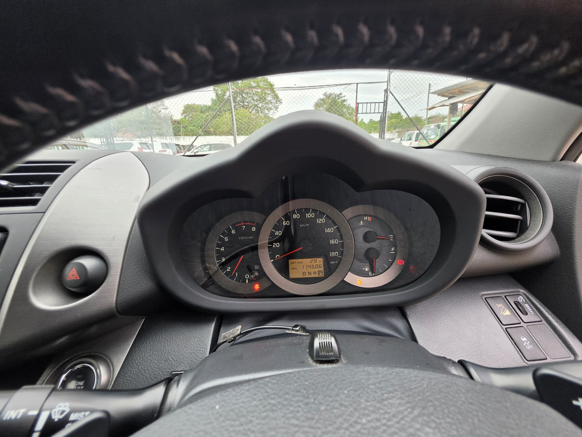 1047 TOYOTA VANGUARD 240 S-PKG 2010