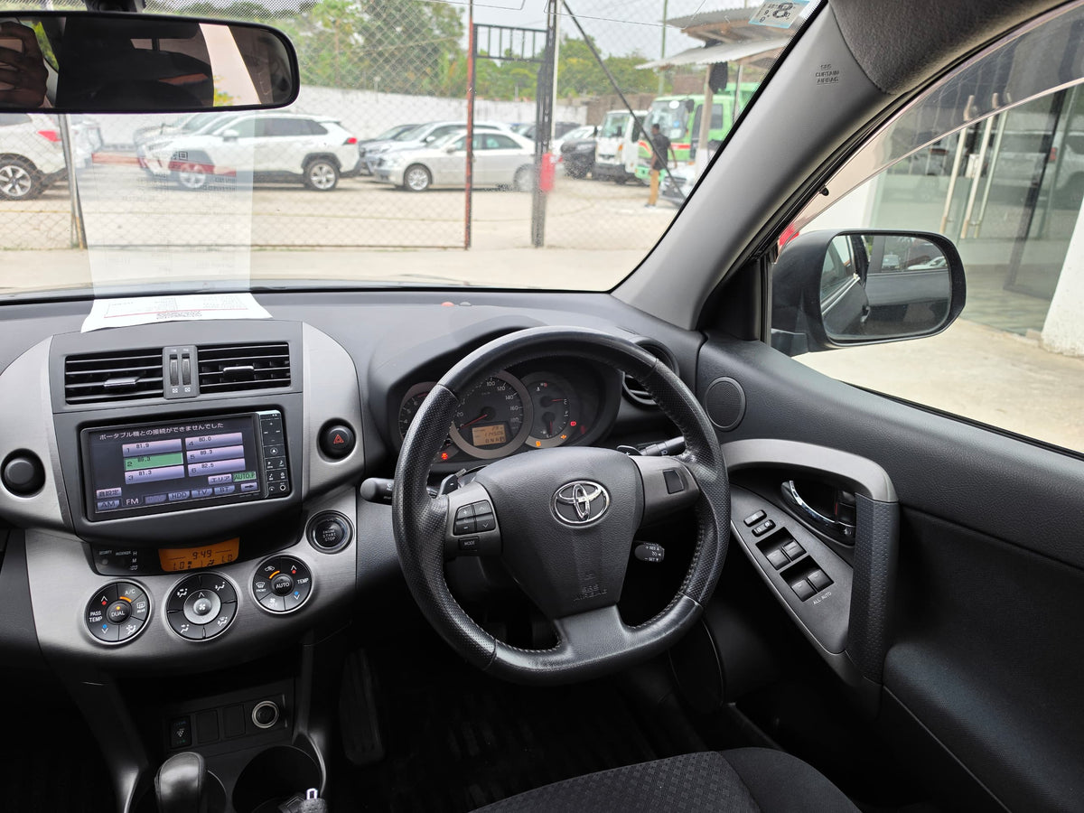 1047 TOYOTA VANGUARD 240 S-PKG 2010