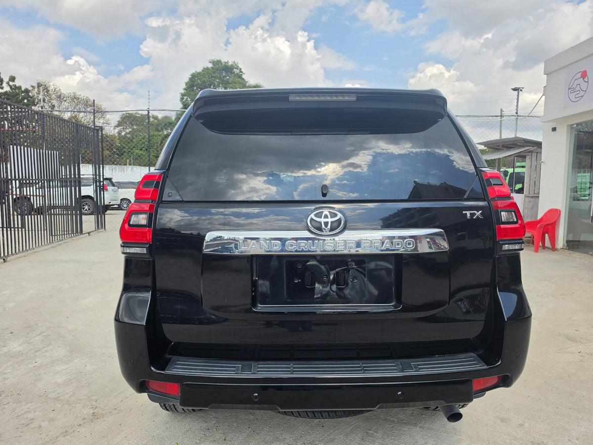 1046. TOYOTA LAND CRUISER PRADO TX