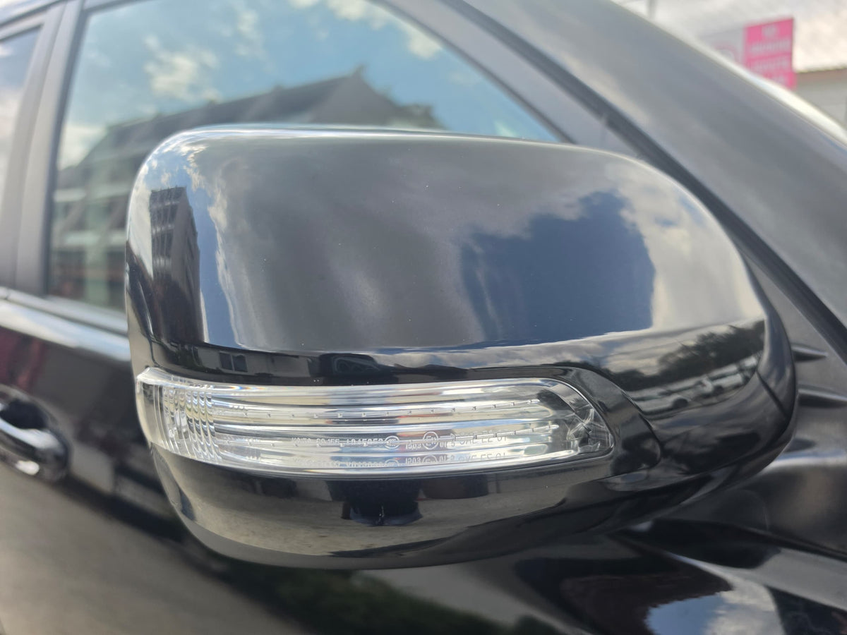 1046. TOYOTA LAND CRUISER PRADO TX
