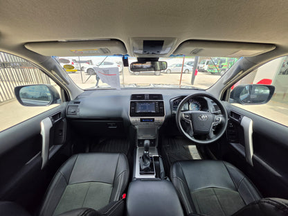 1046. TOYOTA LAND CRUISER PRADO TX