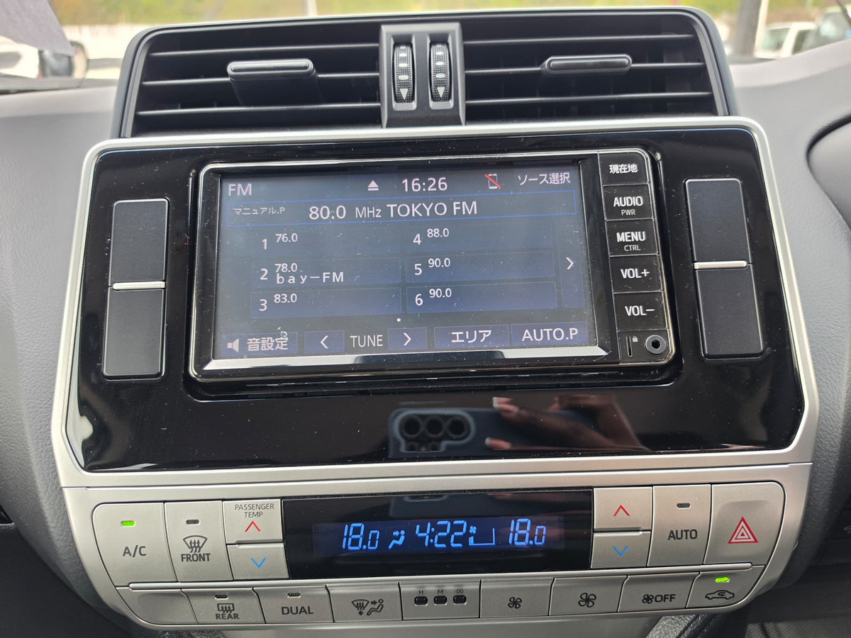 1046. TOYOTA LAND CRUISER PRADO TX